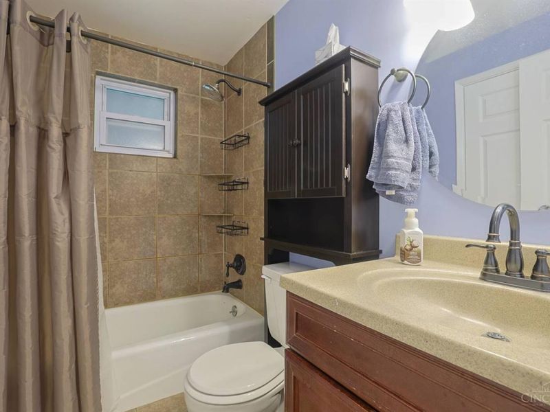 3875 Woodsong Drive, Cincinnati, OH 45251 Photo 23