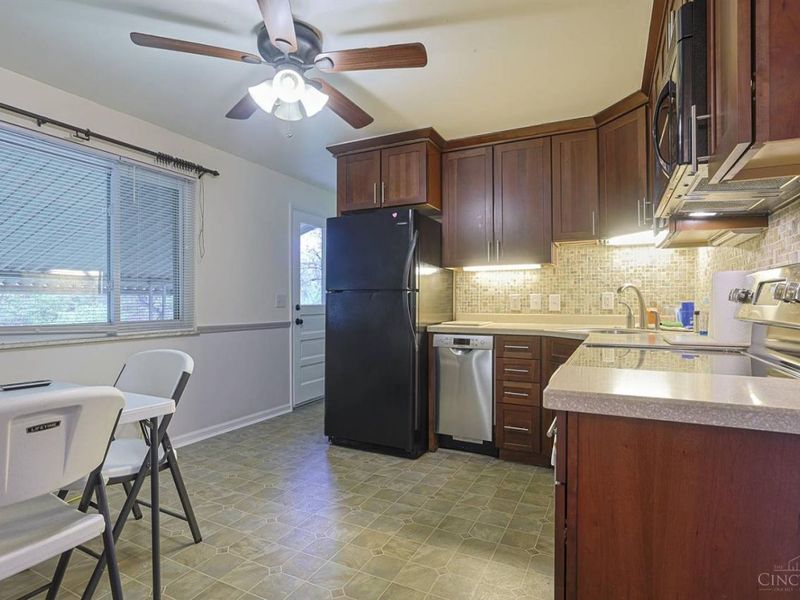 3875 Woodsong Drive, Cincinnati, OH 45251 Photo 7