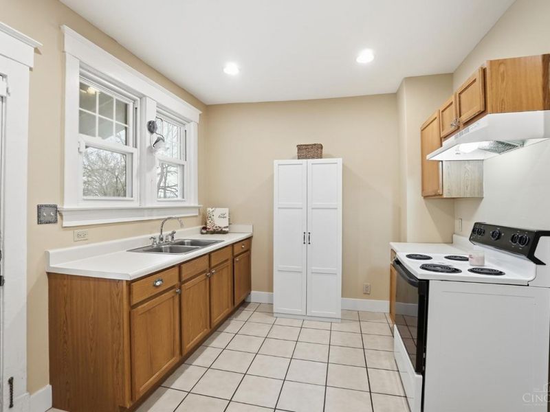 37 Hereford Street, Cincinnati, OH 45216 Photo 19