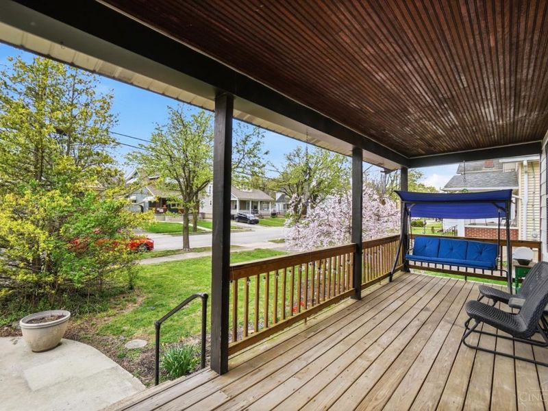 37 Hereford Street, Cincinnati, OH 45216 Photo 6