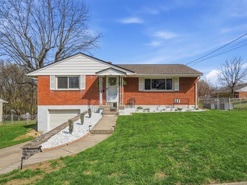 3916 Ridgecombe Drive, Green Township, OH 45248 Photo 1