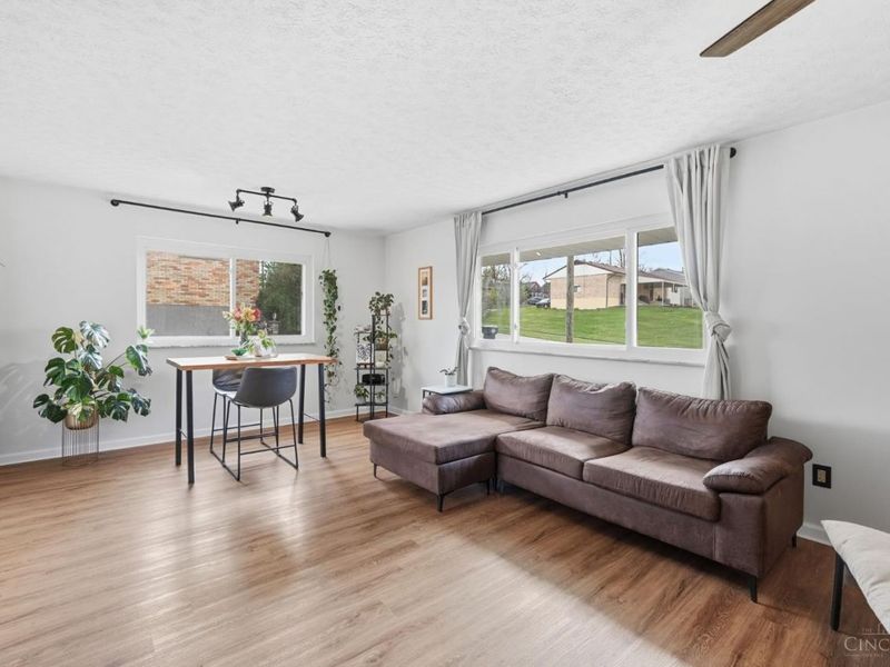 3916 Ridgecombe Drive, Green Township, OH 45248 Photo 10