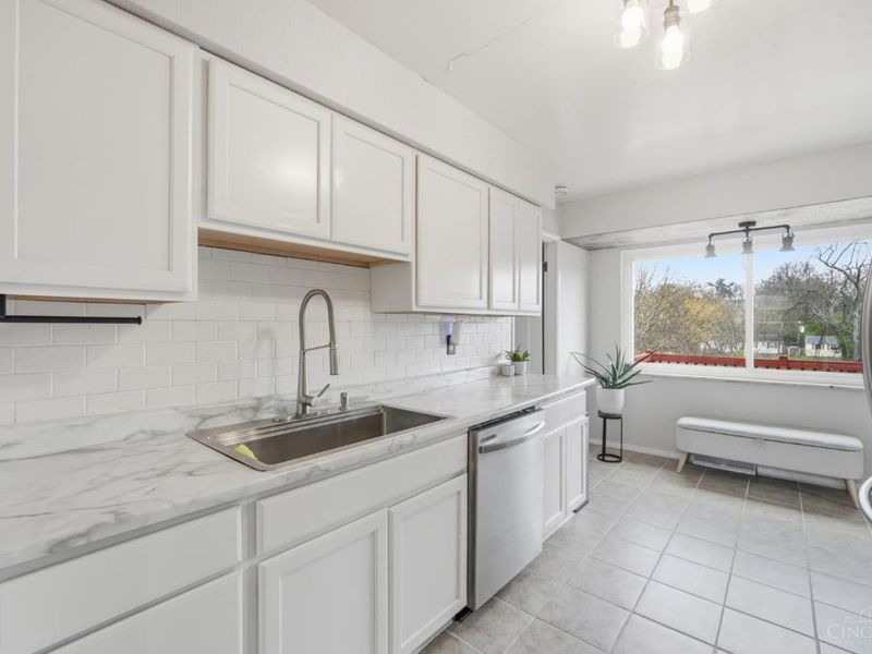 3916 Ridgecombe Drive, Green Township, OH 45248 Photo 17