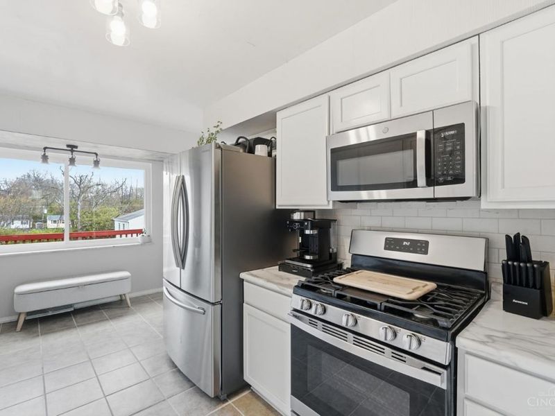 3916 Ridgecombe Drive, Green Township, OH 45248 Photo 18