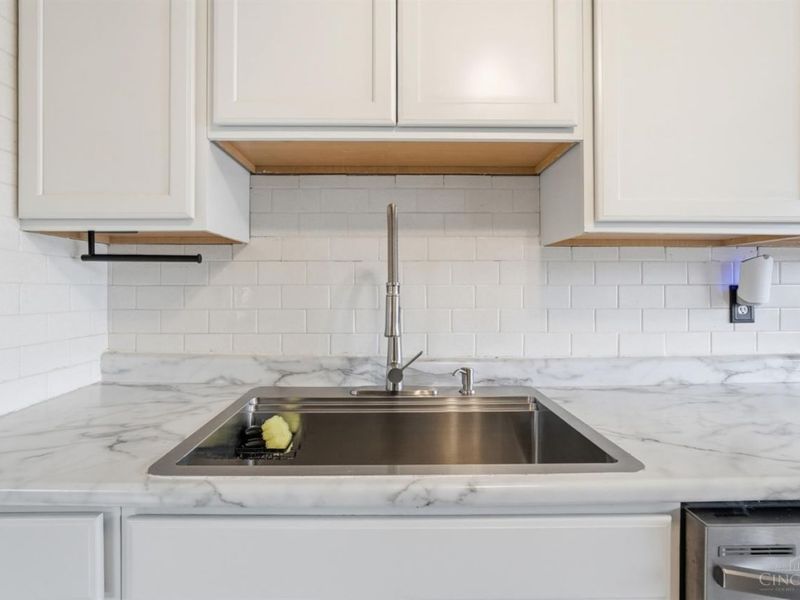 3916 Ridgecombe Drive, Green Township, OH 45248 Photo 22