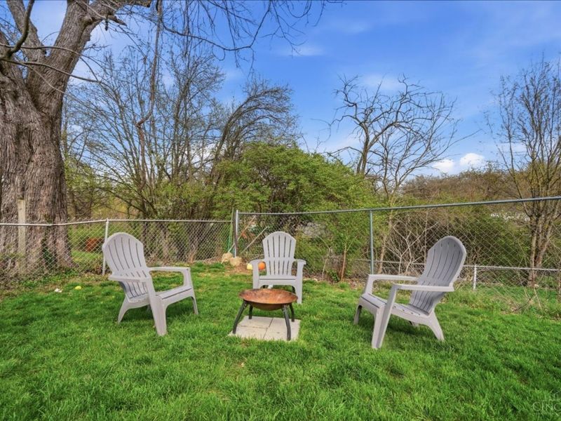 3916 Ridgecombe Drive, Green Township, OH 45248 Photo 54