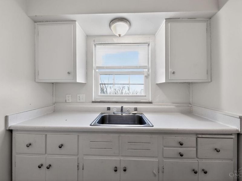 1291 W Galbraith Road, North College Hill, OH 45231 Photo 10