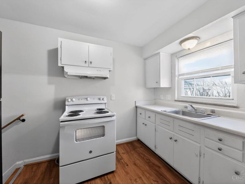 1291 W Galbraith Road, North College Hill, OH 45231 Photo 11