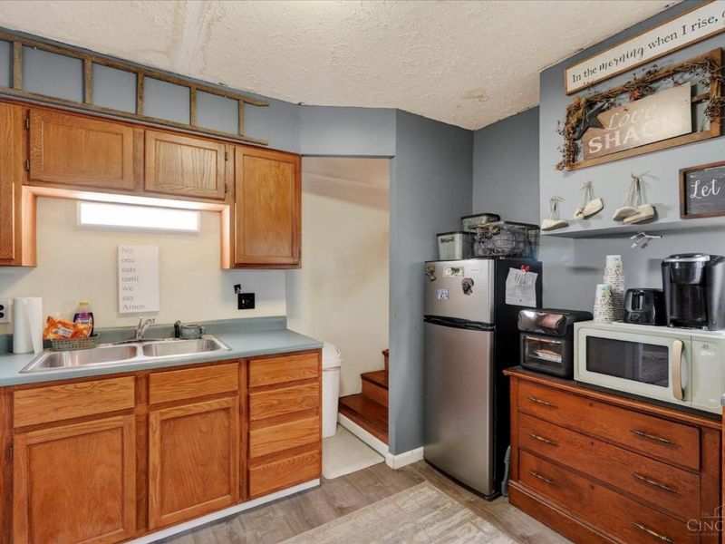 6910 Brad Road, Paint Twp, OH 45133 Photo 14