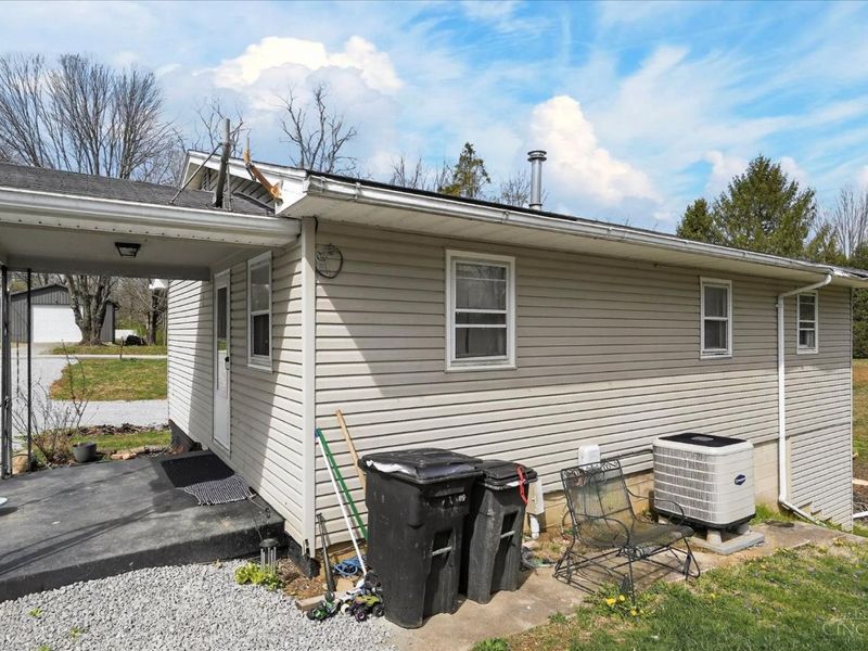 6910 Brad Road, Paint Twp, OH 45133 Photo 28