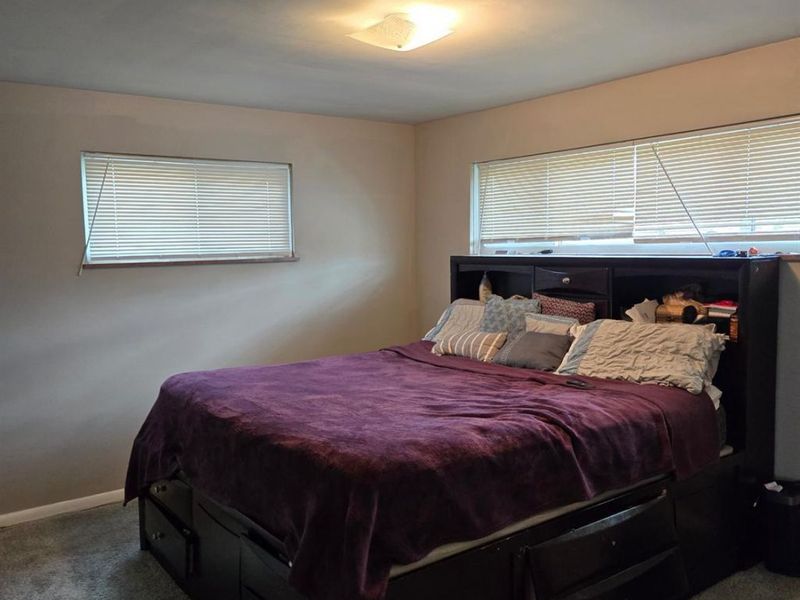 1042 Hollytree Drive, Springfield Twp., OH 45231 Photo 11
