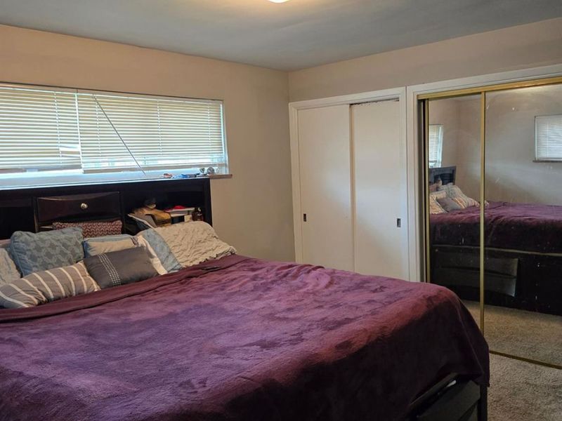 1042 Hollytree Drive, Springfield Twp., OH 45231 Photo 14