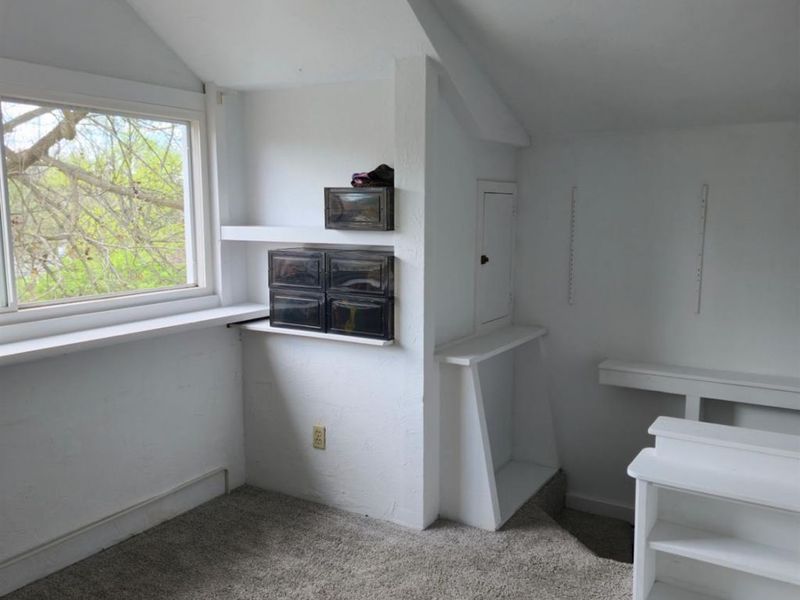 1042 Hollytree Drive, Springfield Twp., OH 45231 Photo 18