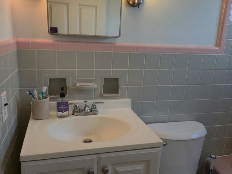 1042 Hollytree Drive, Springfield Twp., OH 45231 Photo 21