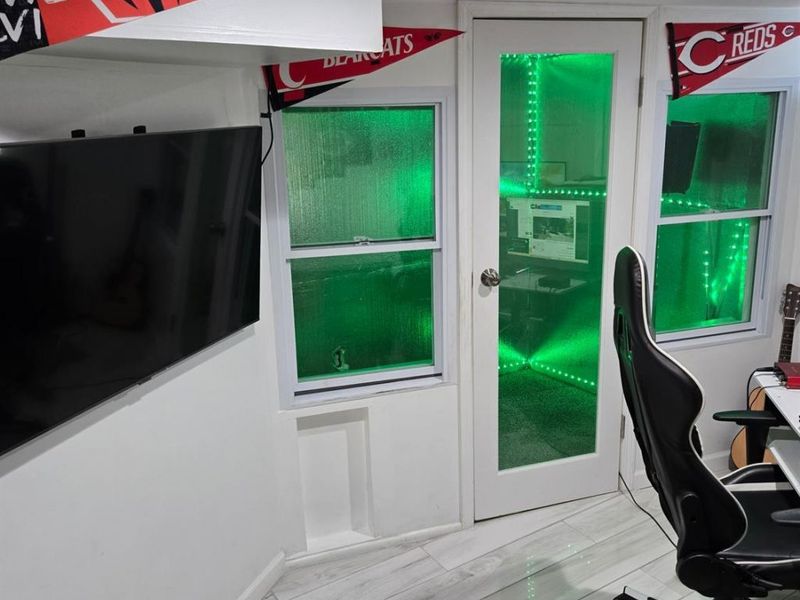 1042 Hollytree Drive, Springfield Twp., OH 45231 Photo 30