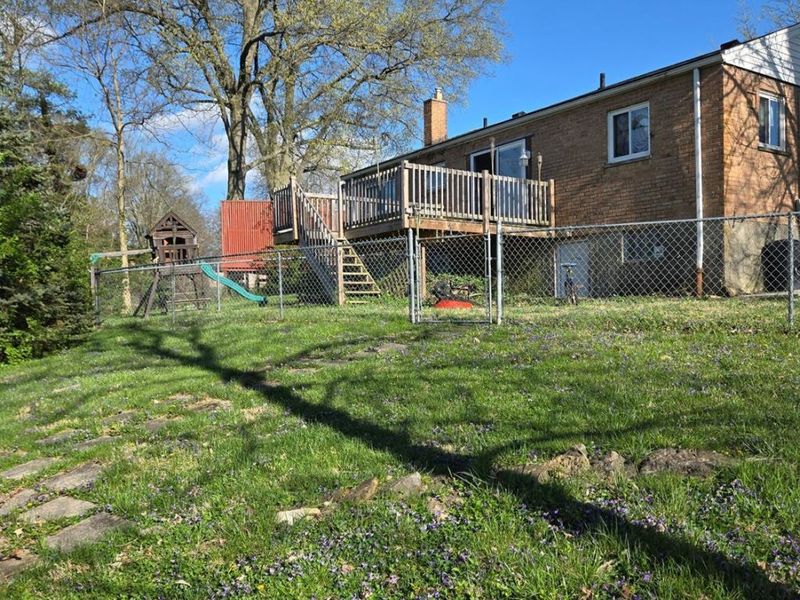 1042 Hollytree Drive, Springfield Twp., OH 45231 Photo 33