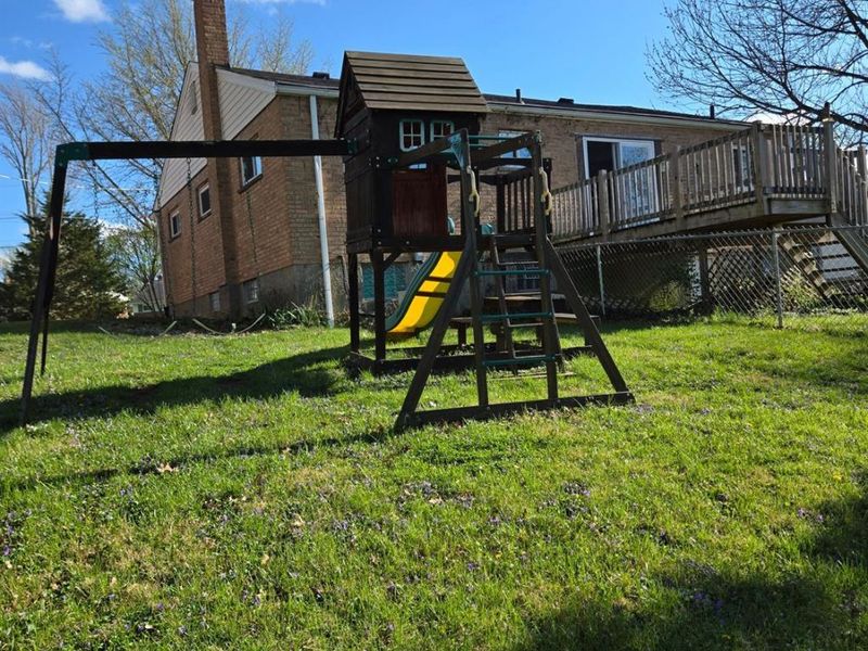 1042 Hollytree Drive, Springfield Twp., OH 45231 Photo 34