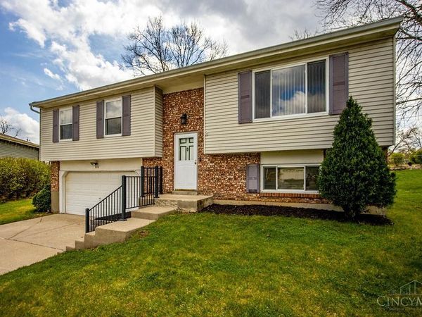 328 Clareknoll Court, Cincinnati, OH 45238