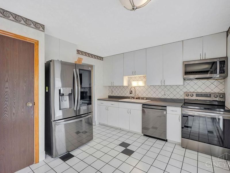 328 Clareknoll Court, Cincinnati, OH 45238 Photo 15