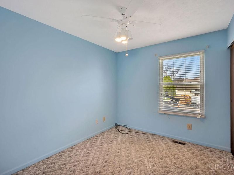 328 Clareknoll Court, Cincinnati, OH 45238 Photo 17