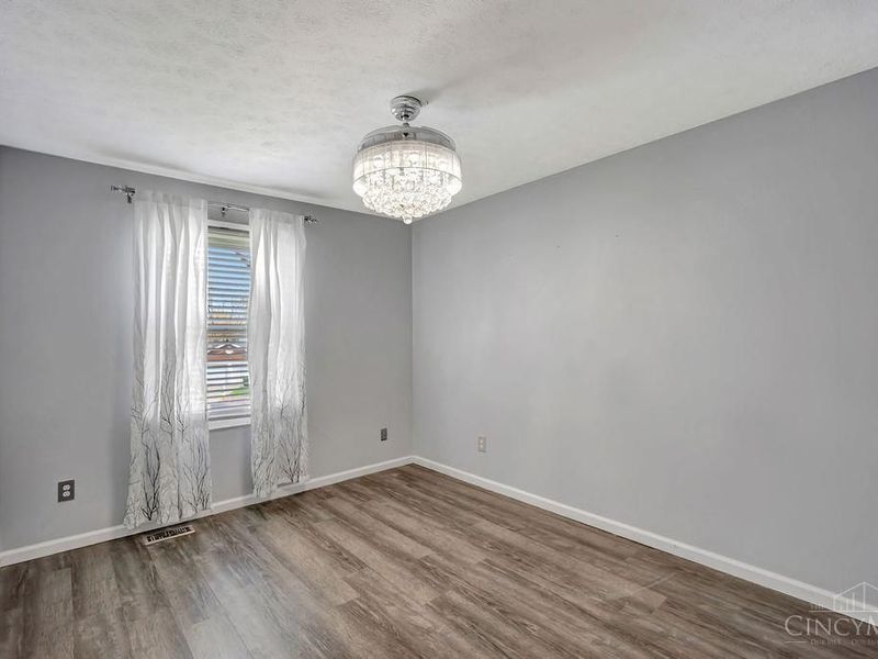 328 Clareknoll Court, Cincinnati, OH 45238 Photo 18