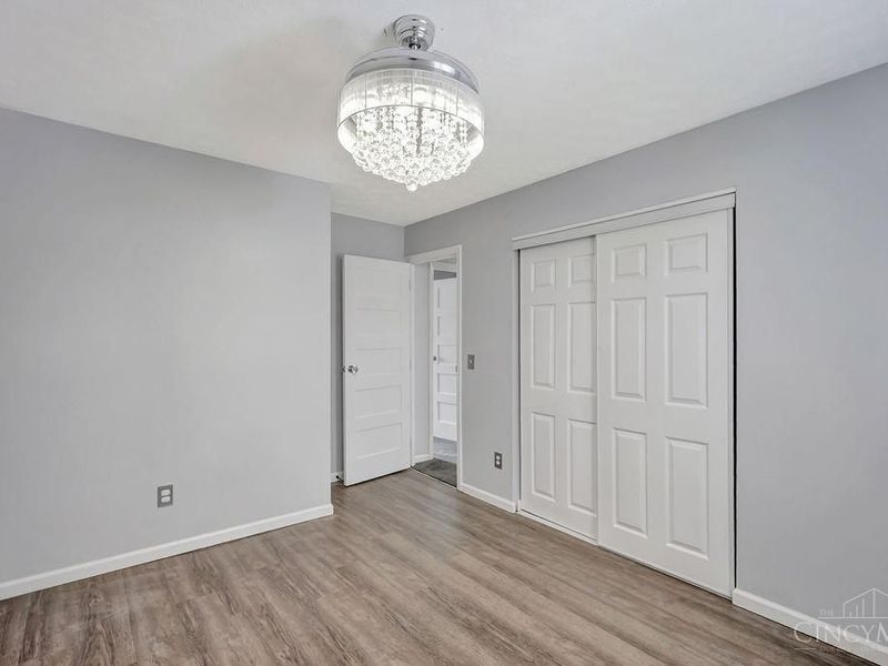 328 Clareknoll Court, Cincinnati, OH 45238 Photo 19