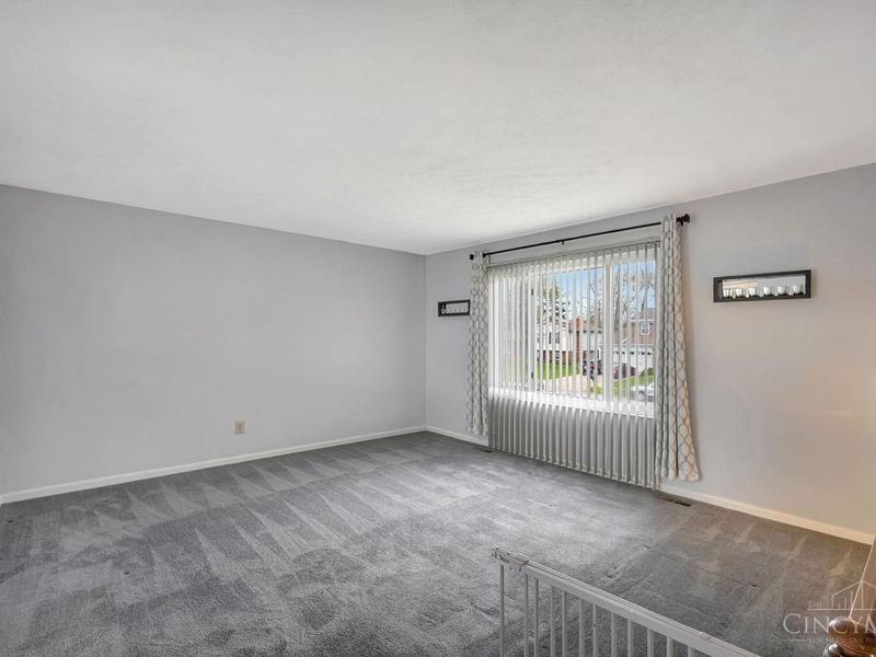 328 Clareknoll Court, Cincinnati, OH 45238 Photo 7