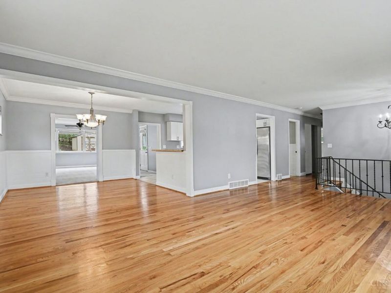 2026 Bellglade Terrace, Cincinnati, OH 45238 Photo 4