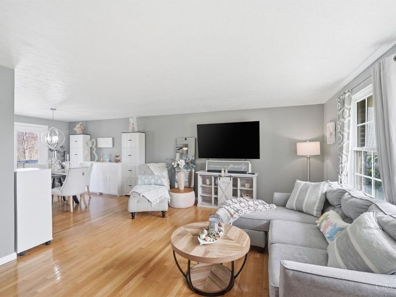 5942 Cedaridge Drive, Green Township, OH 45247 Photo 15