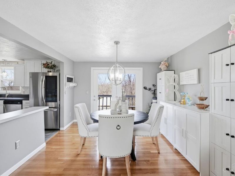 5942 Cedaridge Drive, Green Township, OH 45247 Photo 18