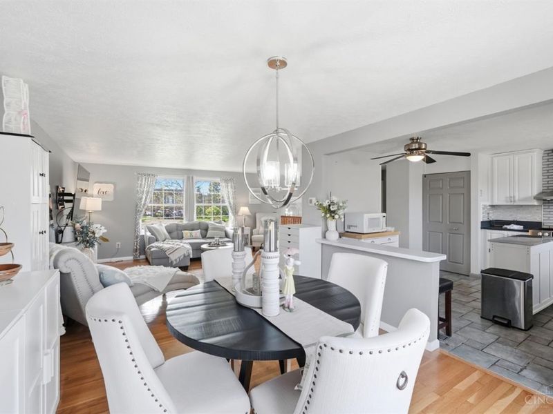 5942 Cedaridge Drive, Green Township, OH 45247 Photo 21