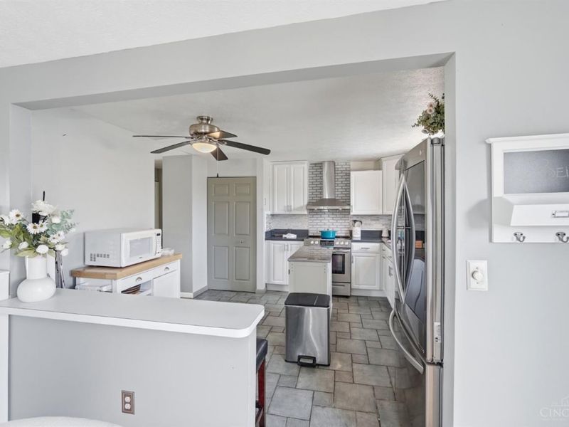 5942 Cedaridge Drive, Green Township, OH 45247 Photo 22