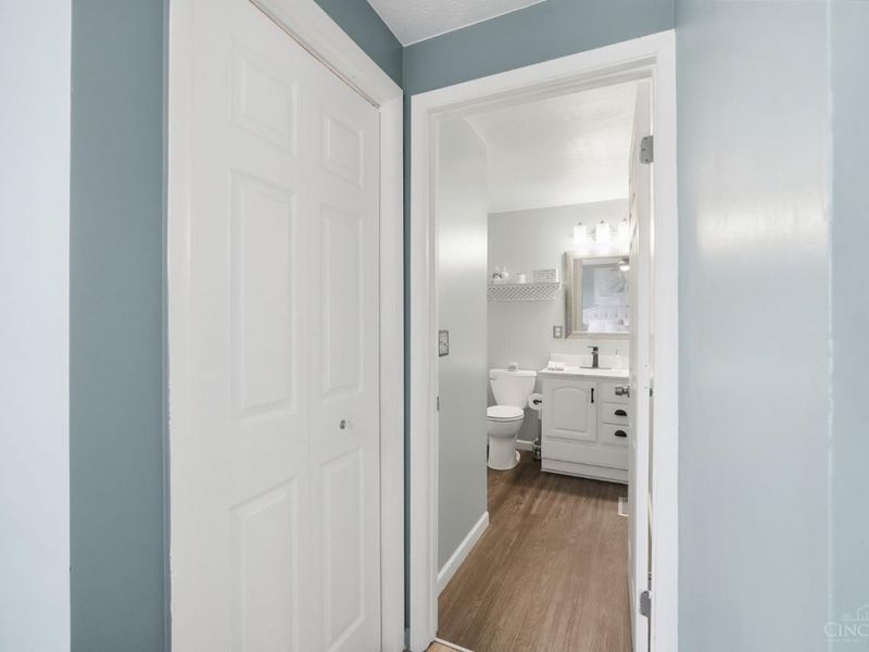 5942 Cedaridge Drive, Green Township, OH 45247 Photo 34