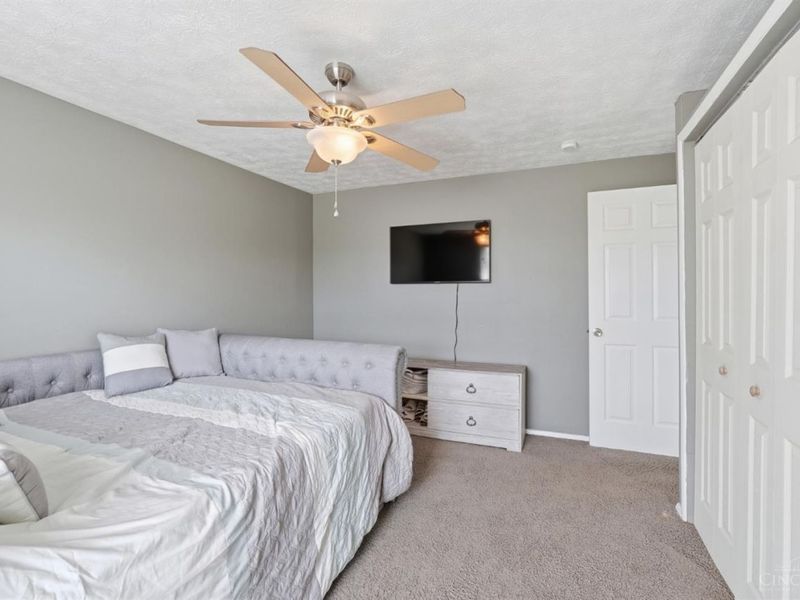 5942 Cedaridge Drive, Green Township, OH 45247 Photo 40