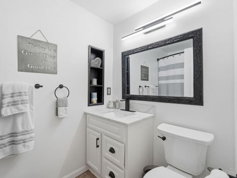 5942 Cedaridge Drive, Green Township, OH 45247 Photo 41