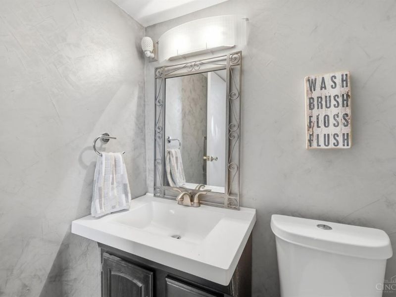 5942 Cedaridge Drive, Green Township, OH 45247 Photo 58