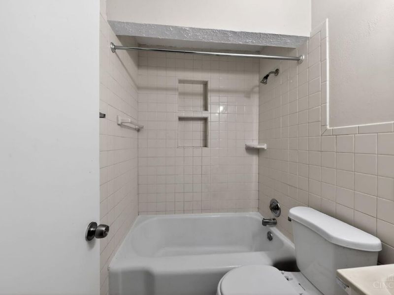 8634 Daly Road, Springfield Twp., OH 45231 Photo 16