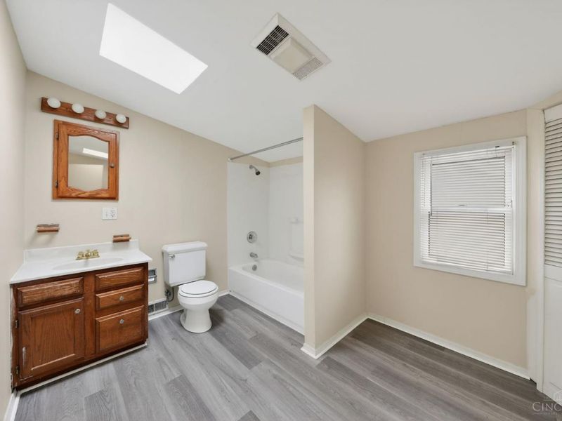 8634 Daly Road, Springfield Twp., OH 45231 Photo 17