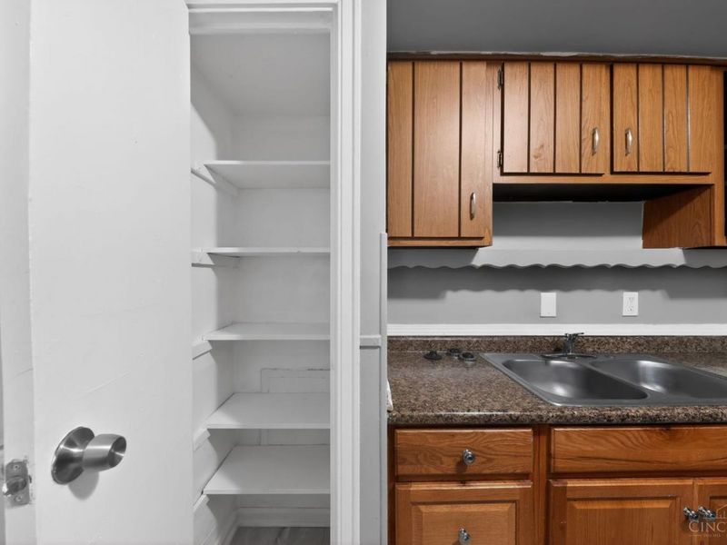 1947 W North Bend Road, Cincinnati, OH 45224 Photo 10