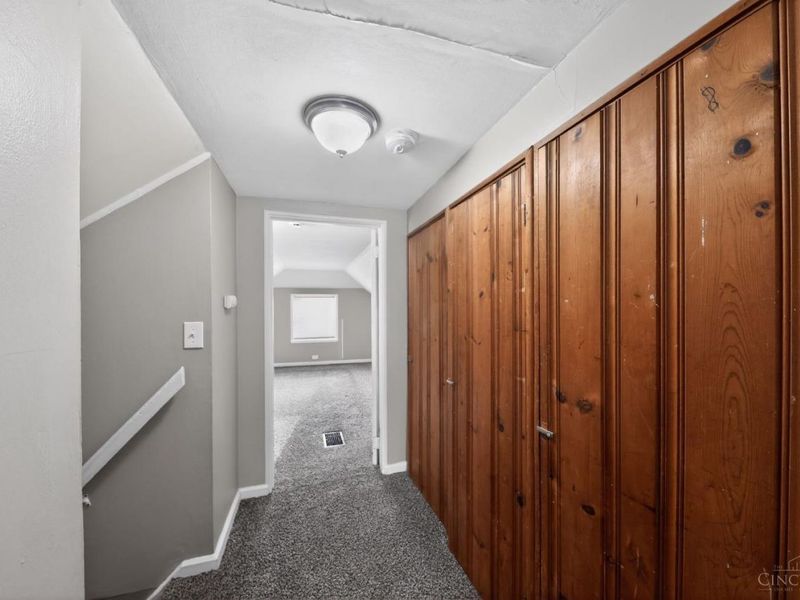 1947 W North Bend Road, Cincinnati, OH 45224 Photo 19