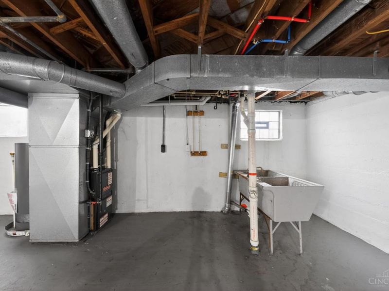 1947 W North Bend Road, Cincinnati, OH 45224 Photo 26