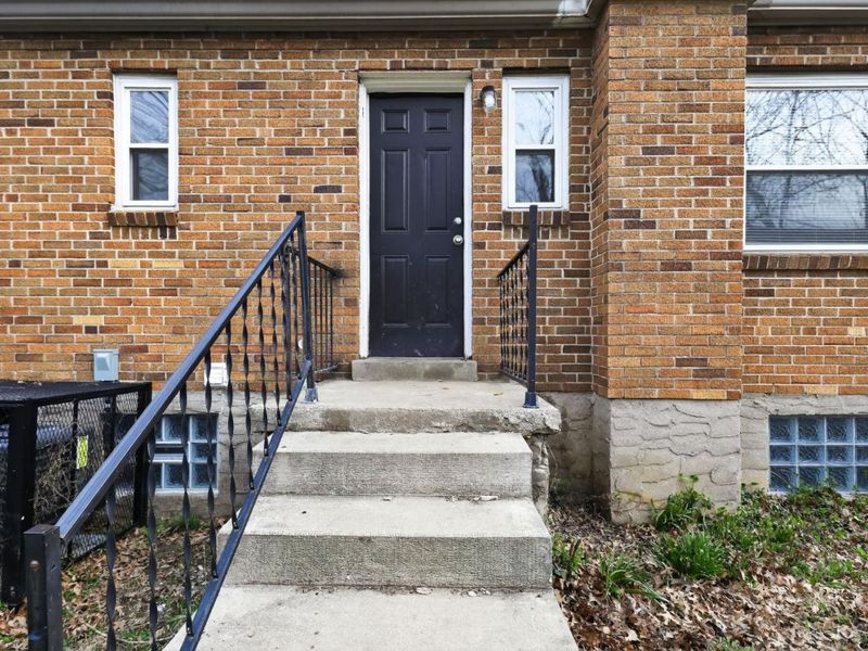 1947 W North Bend Road, Cincinnati, OH 45224 Photo 28