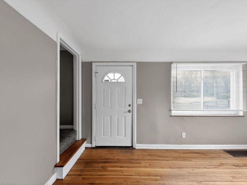 1947 W North Bend Road, Cincinnati, OH 45224 Photo 5