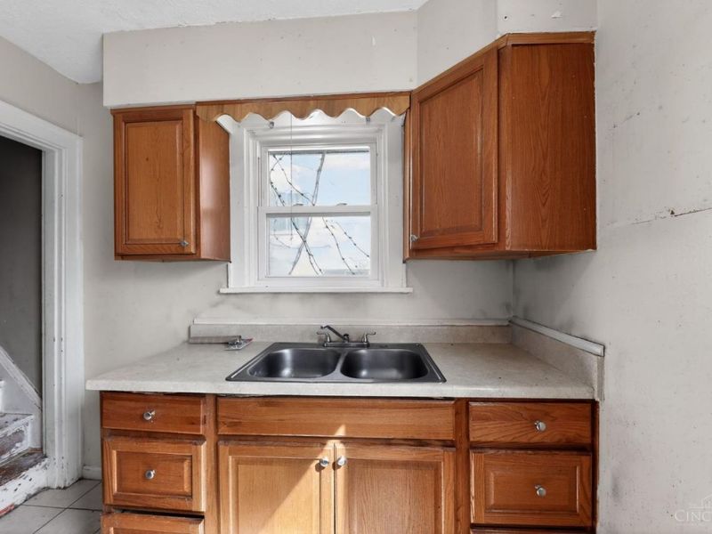 1919 Sundale Avenue, North College Hill, OH 45239 Photo 11