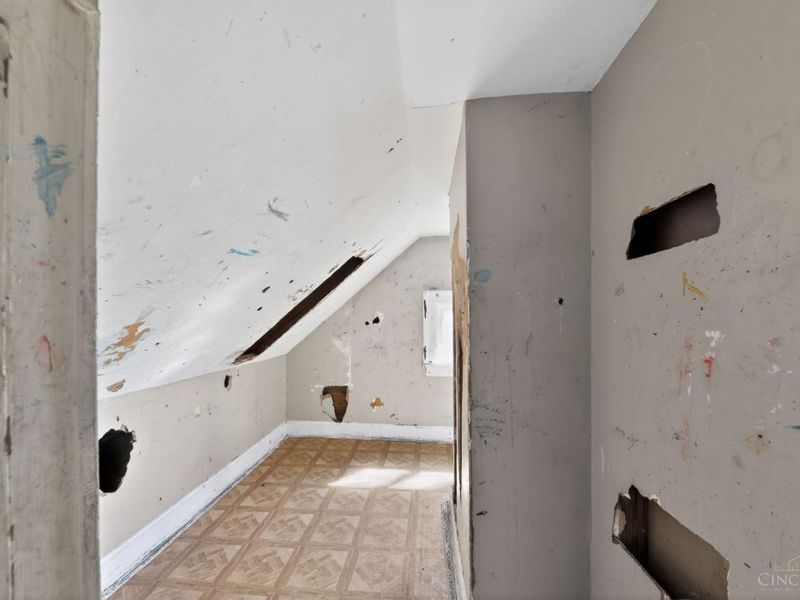 1919 Sundale Avenue, North College Hill, OH 45239 Photo 22