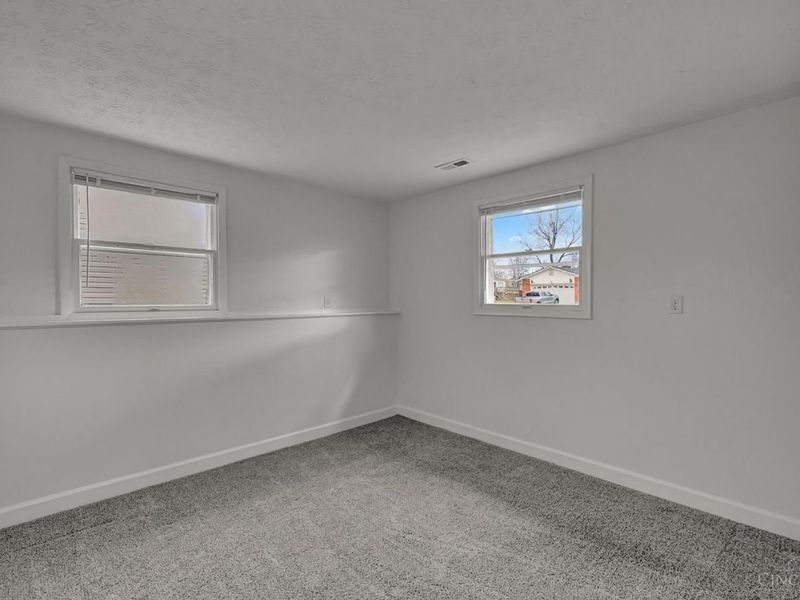 11391 Lincolnshire Drive, Forest Park, OH 45240 Photo 16