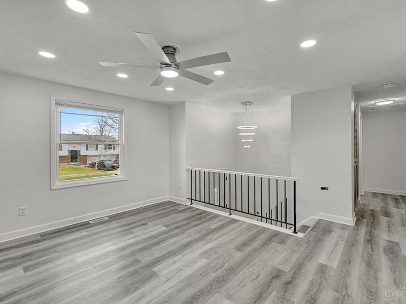 11391 Lincolnshire Drive, Forest Park, OH 45240 Photo 4