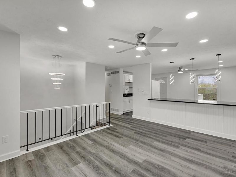 11391 Lincolnshire Drive, Forest Park, OH 45240 Photo 5