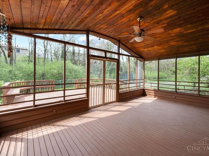 805 Weymouth Court, Cincinnati, OH 45240 Photo 6