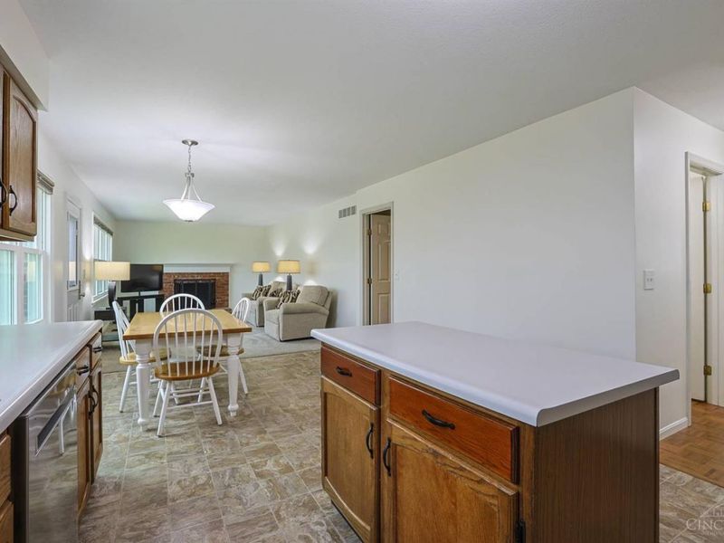 818 Genenbill Drive, Delhi Twp, OH 45238 Photo 11